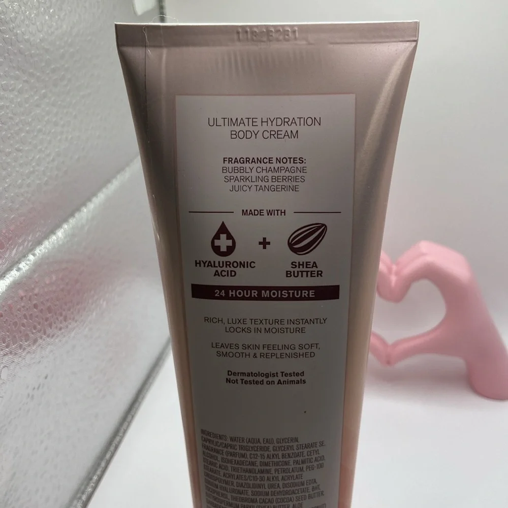 Champagne Toast Body Cream.